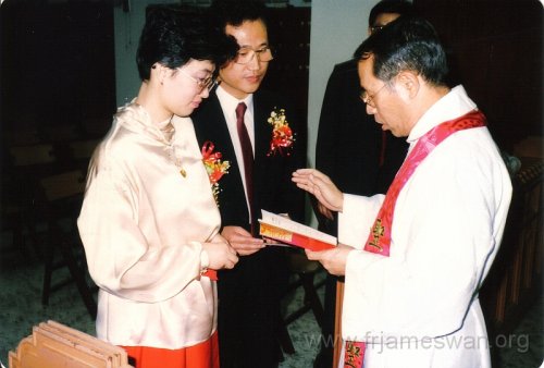 1988-Nov-26-Tsui-Wah-Ming-and-Lau-Hui-Mai-10