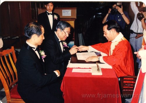1990-Oct-5-Chan-Yuk-Yep-and-Huong-Gai-Ming-1