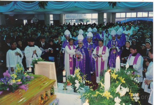 1994-March-19-Memorial-Mass-of-Vice-Bishop-Lam-Tin-11