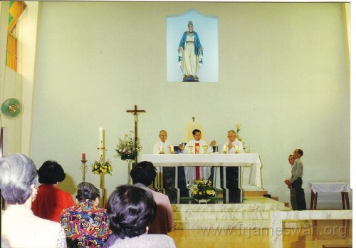 1996-Montreal-Chinese-Catholic-Church-14