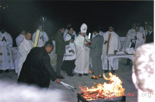 2006-April-15-11-Blessing-of-Holy-Fire-on-Easter-Vigil